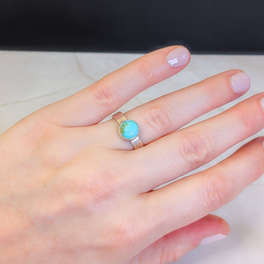 Artisan .925 Silver Ring with Natural Turquoise – Wide Band Design - Picture 8 of 8